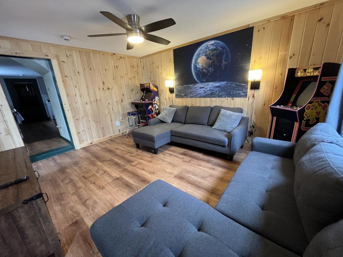 2 Bed Berkshire Getaway Minutes To Jiminy Peak Ski Hancock Eksteriør bilde