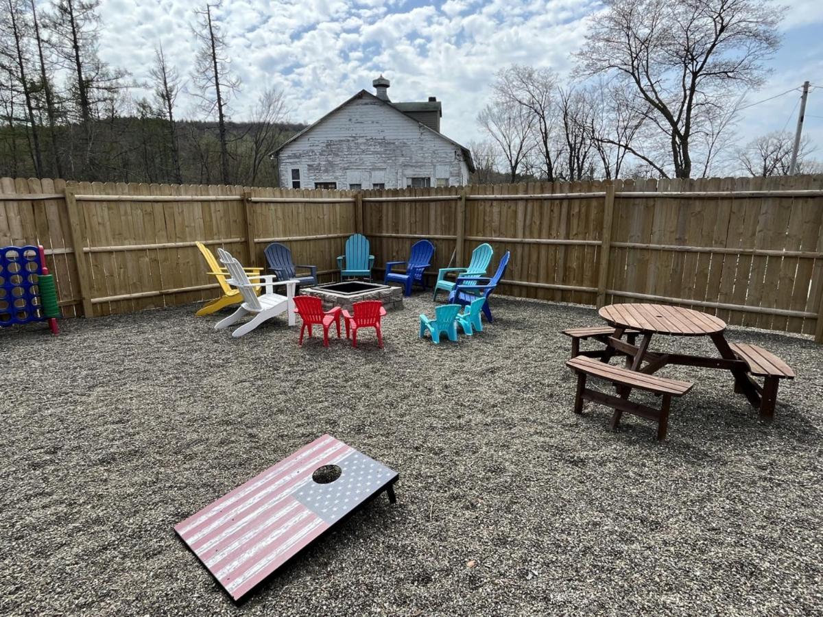 2 Bed Berkshire Getaway Minutes To Jiminy Peak Ski Hancock Eksteriør bilde